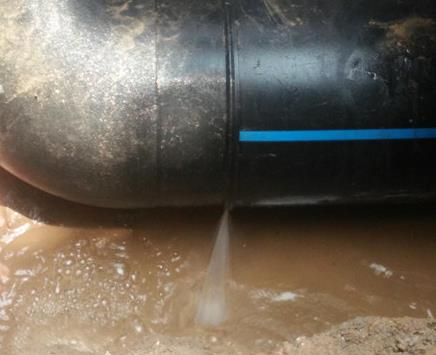 左贡楼顶渗水维修公司为大家分享下左贡卫生间漏水维修修补技术!